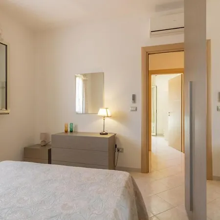 App Savonarola A 250mt Da Spiagge E Movida 6p Apartment